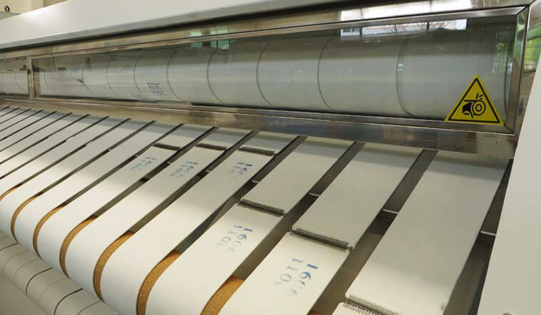 GOWORLD stainless steel flatwork ironer free installation for textile industries