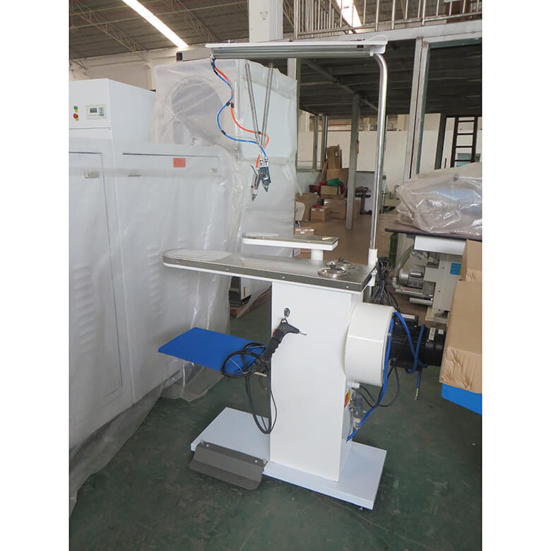 GOWORLD laundry packing machine conveyor for Commercial laundromat